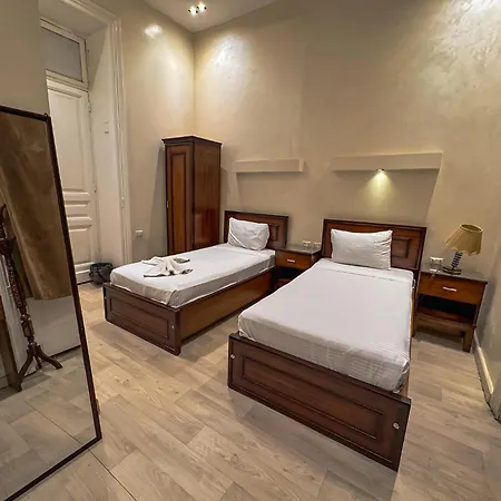 Regency Inn-3